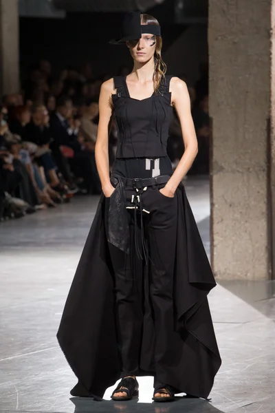 Look 33